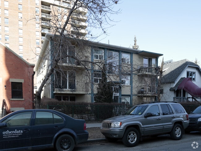 Building Photo - The Winston