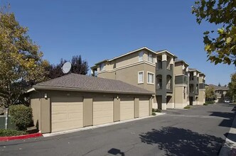 Building Photo - 5100 Vista Grande Dr