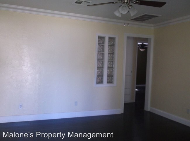 Foto del edificio - 2 br, 1 bath House - 4016 NW 23