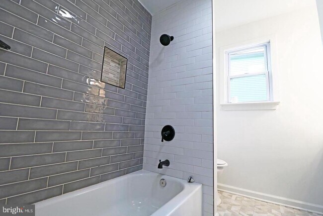 Foto del edificio - 511 Corinthian Ave