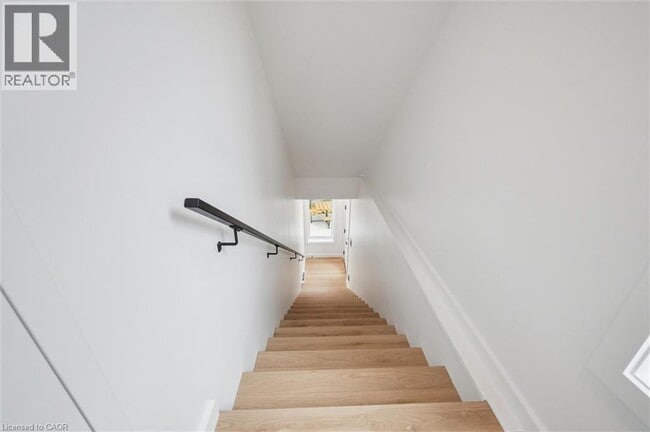 Building Photo - 66 Union St E