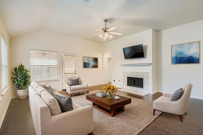 Foto del edificio - 24607 Tribeca Ln