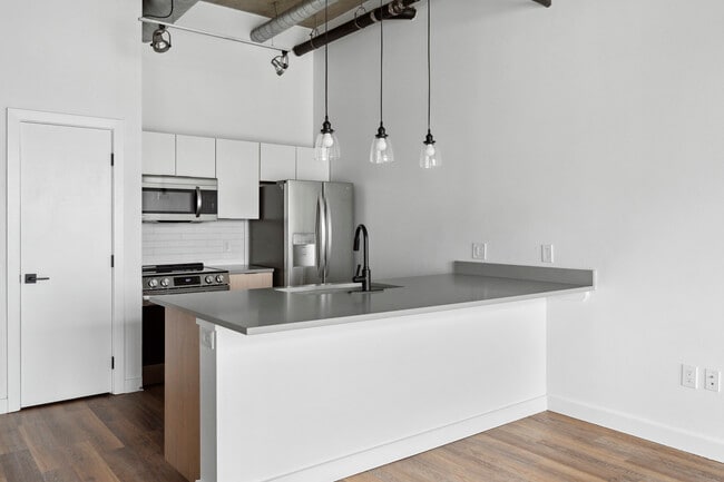 Building Photo - Premier Lofts