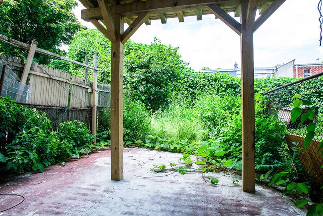 Building Photo - 79 Cooper St