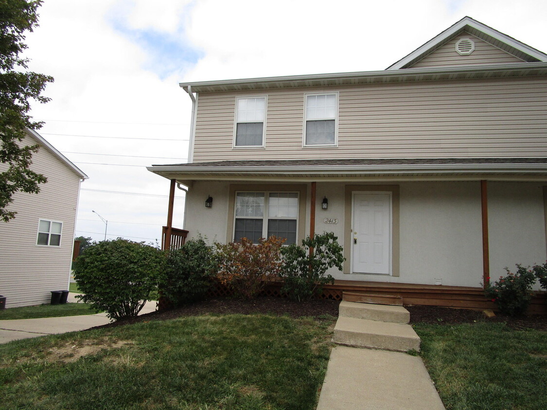 Primary Photo - 2413 Northampton Dr