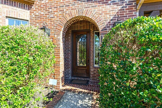 Building Photo - 6 Freestone Stream Pl