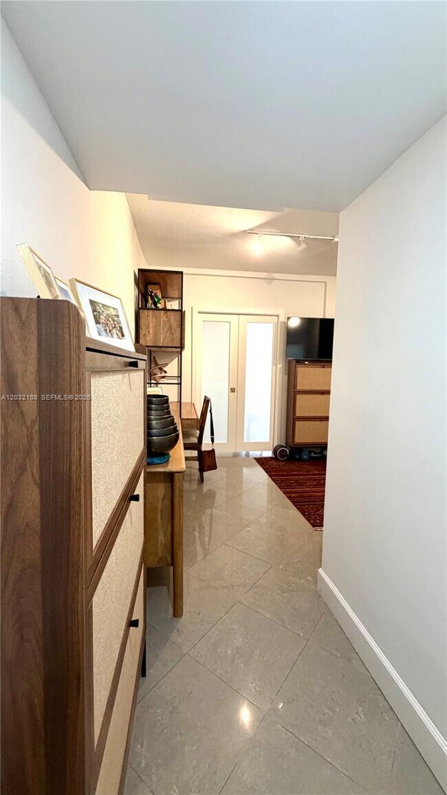 Foto del edificio - 626 Meridian Ave