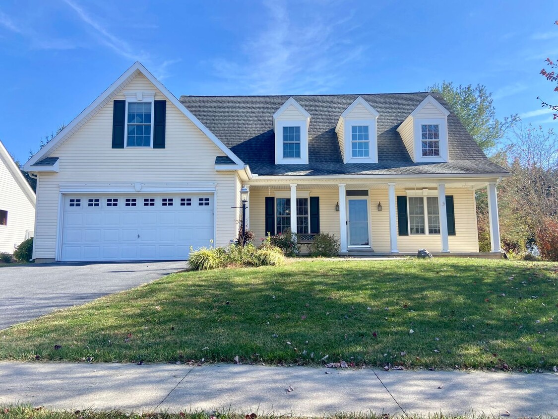 Primary Photo - COMING SOON! Single Family Cape Cod Home F...
