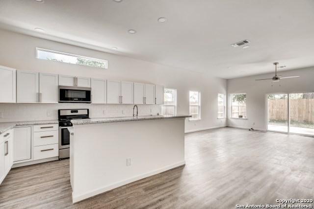 Foto del edificio - 1618 Dakota St