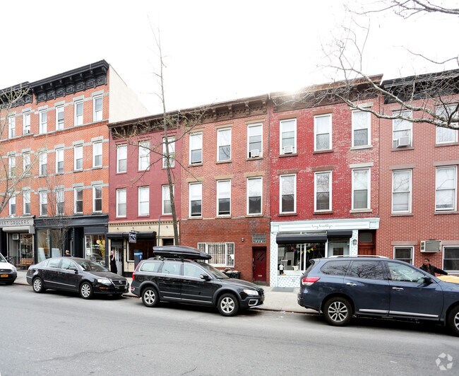 Foto del edificio - 491 Court St