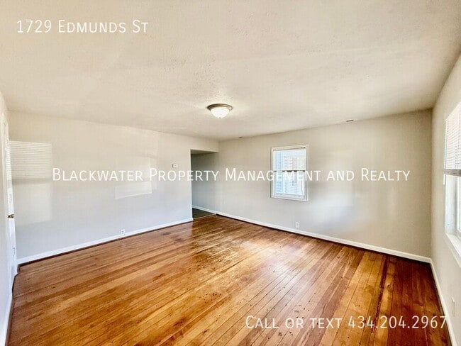 Photo - 1729 Edmunds St House