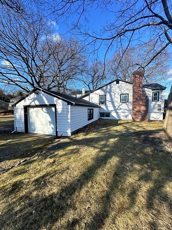 Building Photo - 85 N Lake Ave