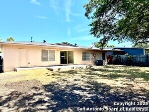 Foto del edificio - 410 Shannon Lee St