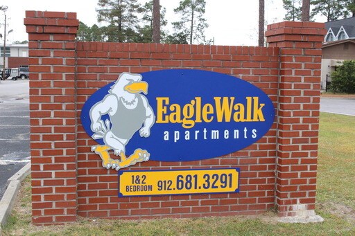 Building Photo - 400 Knight Dr