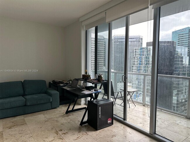 Foto del edificio - 1060 Brickell Ave