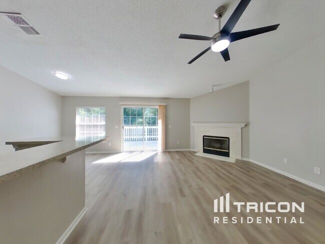 Foto del edificio - 1020 Woodbridge Hollow N