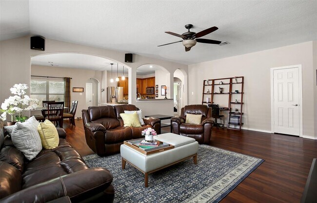 Building Photo - 2743 Rio Bella Ct