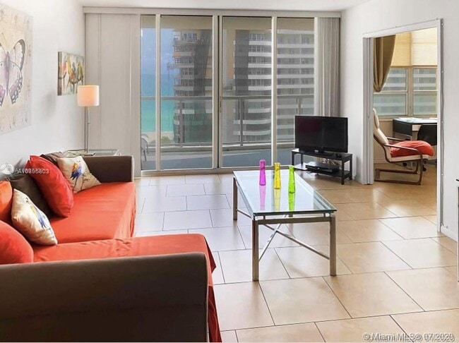 Building Photo - 5600 Collins Ave