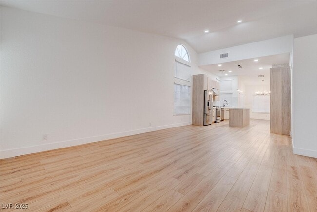 Foto del edificio - 8608 Highacre Dr