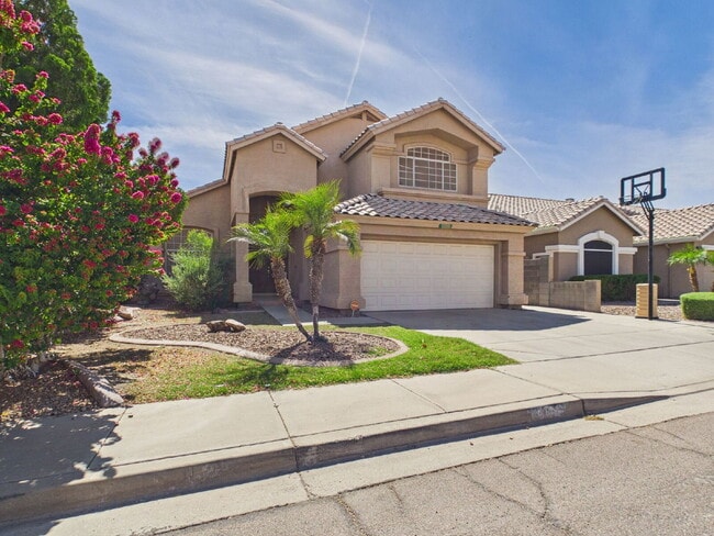 Building Photo - Desert Breeze Oasis - Ahwatukee