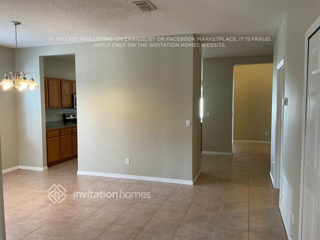 Building Photo - 632 Cressa Cir