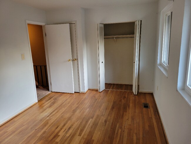 Building Photo - 5615 Open Sky