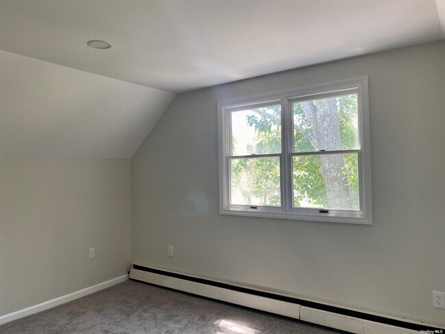 Building Photo - 58 Propose Rd