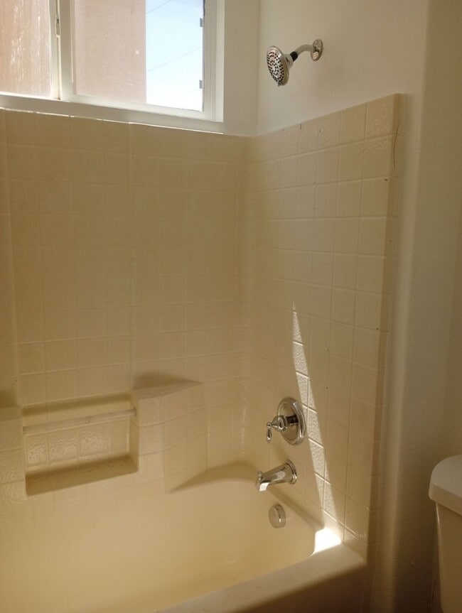 Building Photo - Spacious 4-Bedroom Home with Office, 3 Full Baths, and Modern Amenities