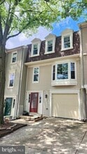 Building Photo - 35 S Floyd St