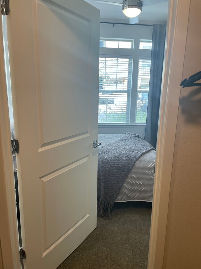 Photo - 305 N 42nd Ave Apartment