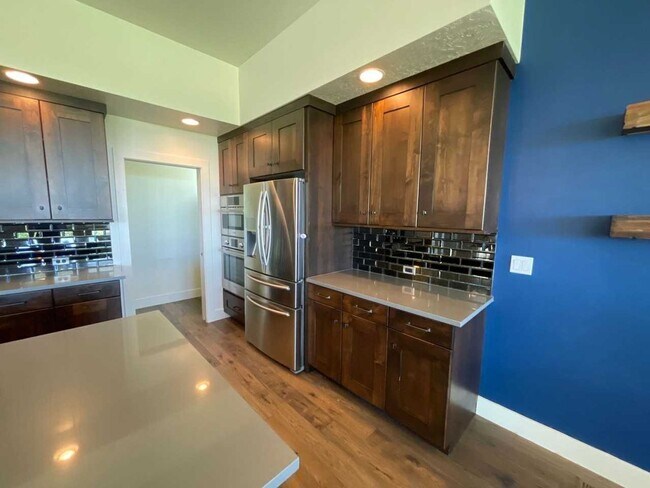 Building Photo - ? Modern Rim Lot Retreat with Stunning Vie...