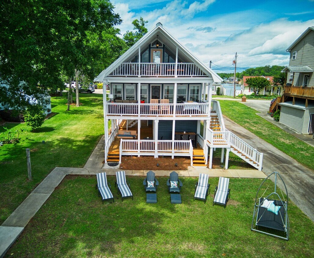 Heron's Hideaway on Lake Murray House Rental in Prosperity, SC