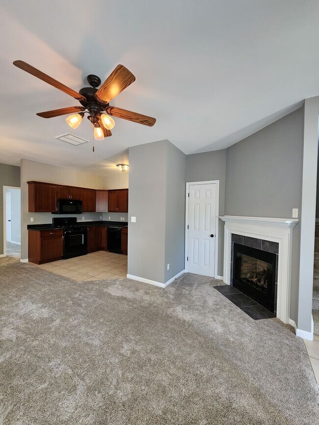 Building Photo - 14 Cherry Laurel Ln