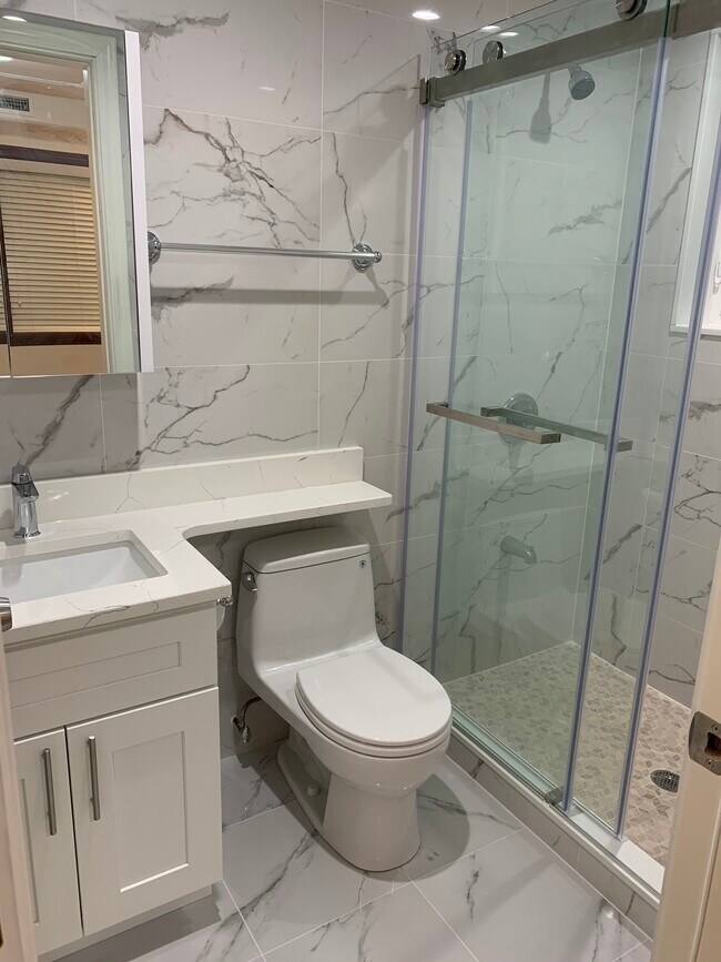 bathroom 1 - 14716 19th Ave