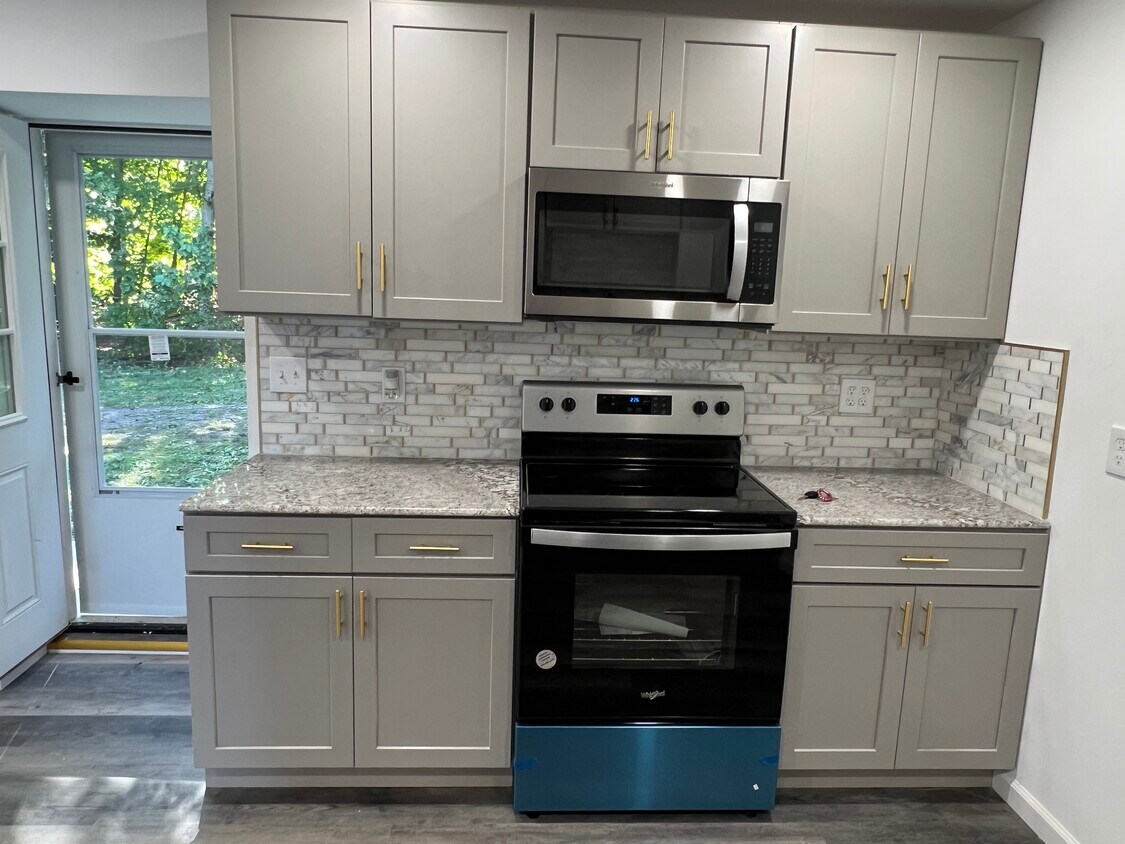 878 Mount Hope St, North Attleboro, MA 02760 House Rental in North