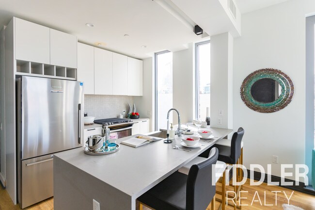 Foto del edificio - 42-20 27th St