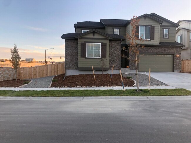 Building Photo - 412 w 128th place