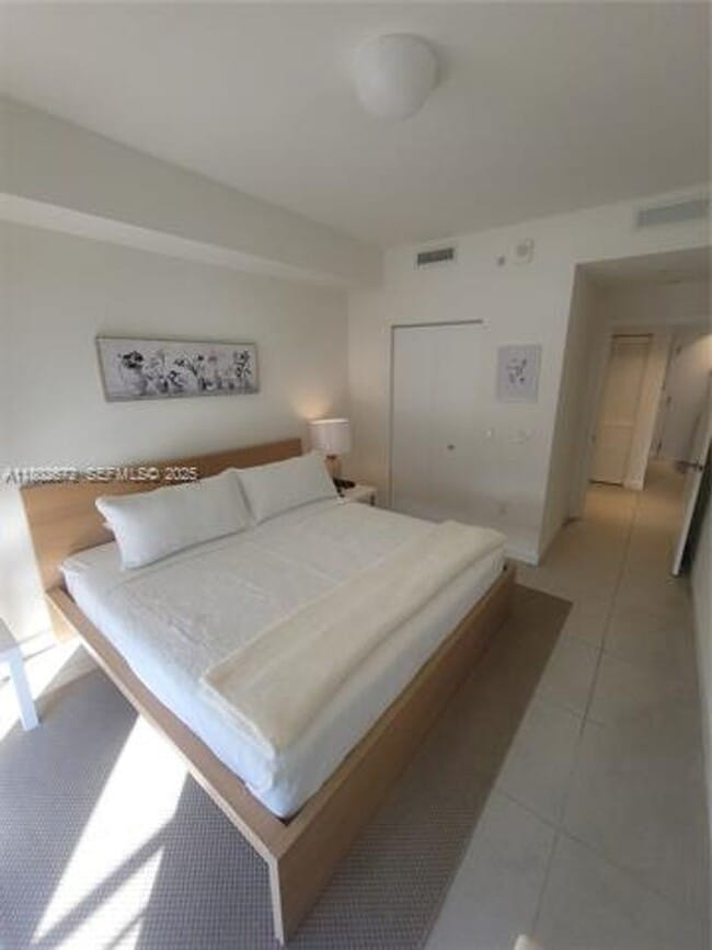 Foto del edificio - 5350 NW 84th Ave