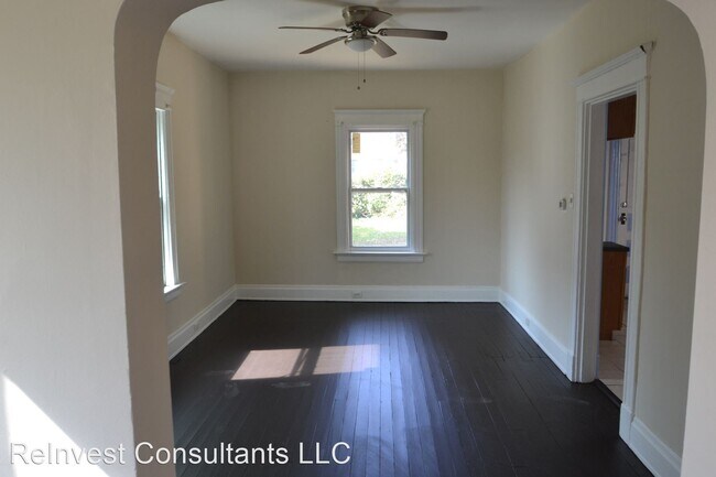 Building Photo - 4 br, 1.5 bath House - 3617 Evanston Ave