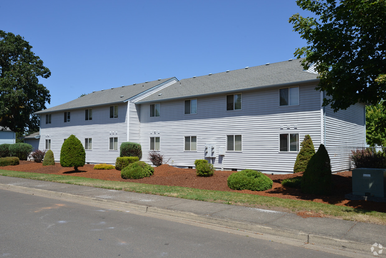 Building Photo - Oakview Apartments