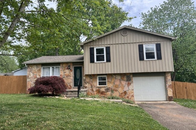 Photo - 5712 Montina Rd House