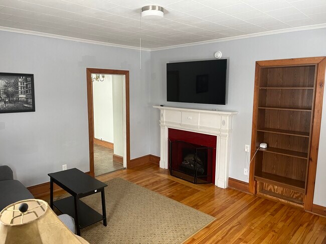Sala de estar - 45 Mount Hope Ave