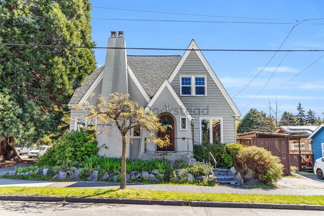 Building Photo - 5216 8th Ave NW