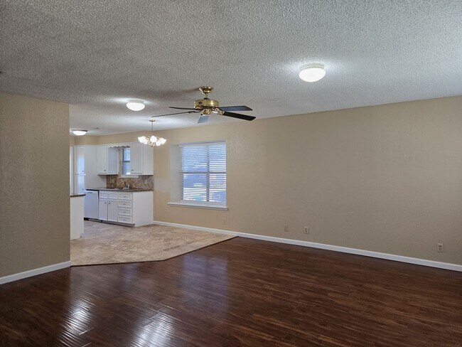 Foto del edificio - 3/2 Robinson Duplex