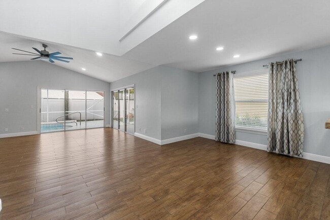 Building Photo - 12628 White Coral Dr
