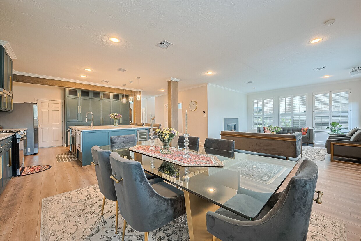 Foto principal - 1413 Whispering Pines Dr