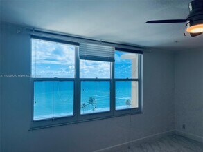 Building Photo - 2501 S Ocean Dr