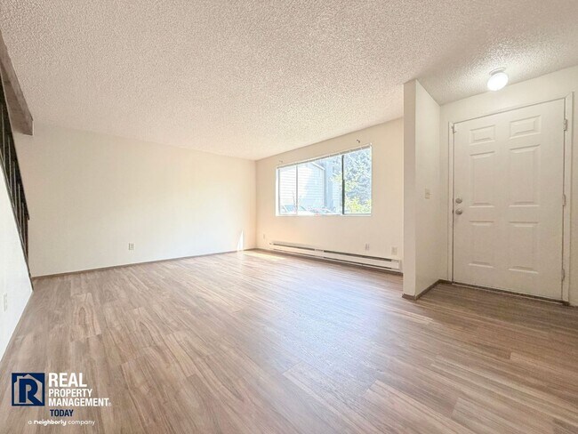 Foto del edificio - 1815-1815 54th St Ct E