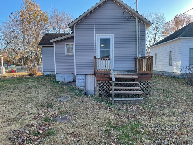 Foto del edificio - Charming 3 Bedroom, 1 Bath Home with Spaci...