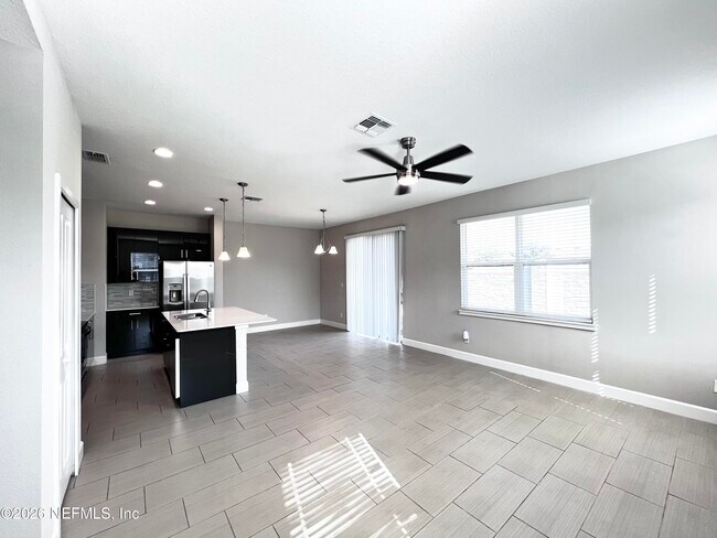 Building Photo - 1421 Captiva Cv